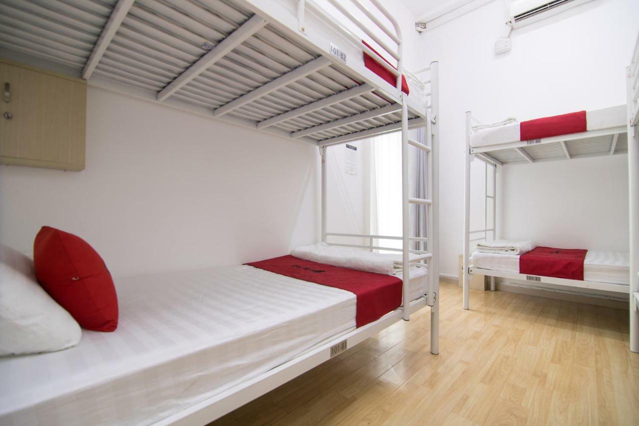 Reddoorz Near Nguyen Hue Walking Street 2 - Dorms Available TP. Hồ Chí Minh Ngoại thất bức ảnh